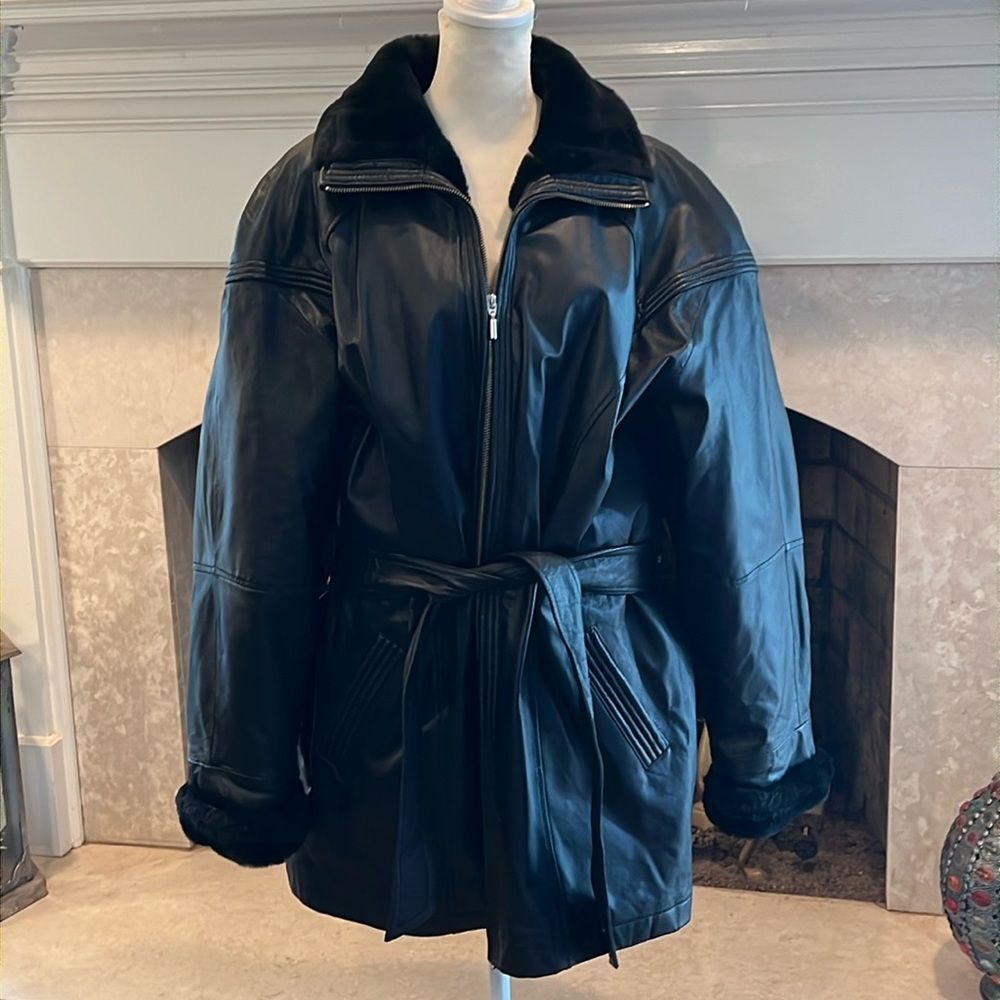 Wilsons Leather Black Leather Belted Jacket with Fur Collar